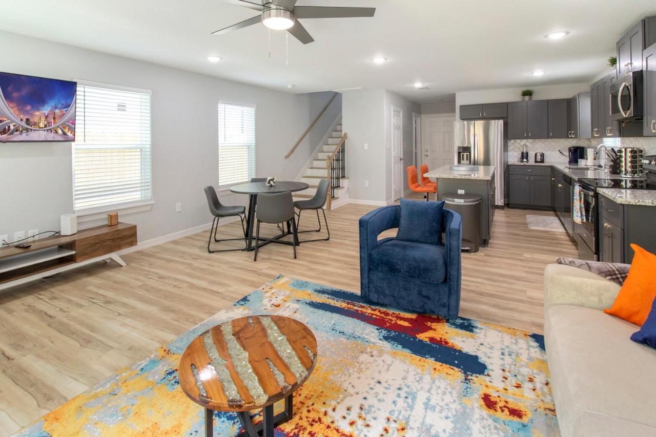 Peerless Retreat - Minutes From Downtown Houston Villa Exterior photo