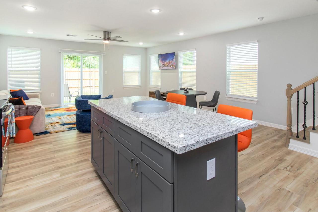 Peerless Retreat - Minutes From Downtown Houston Villa Exterior photo
